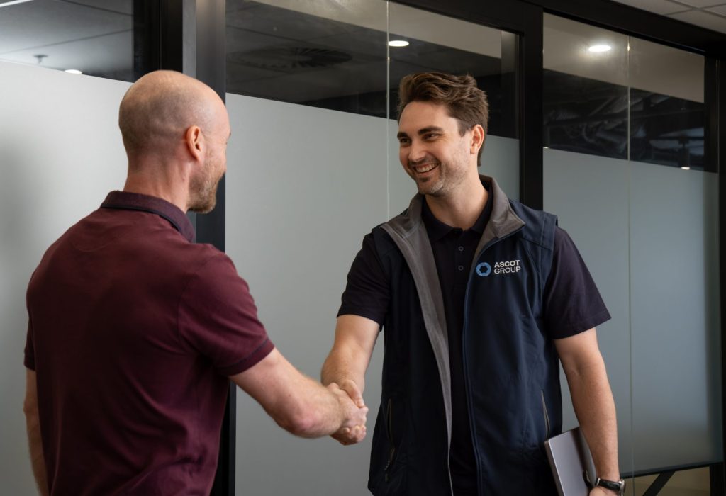 Hand shake